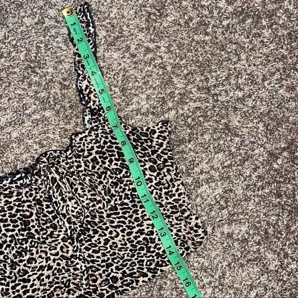 Leopard cheetah crop top - Picture 7 of 8